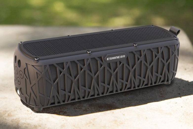 Les nouvelles enceintes solaires sans fil T61 sont des enceintes Bluetooth solaires écologiques qui offrent 60 heures d'autonomie.