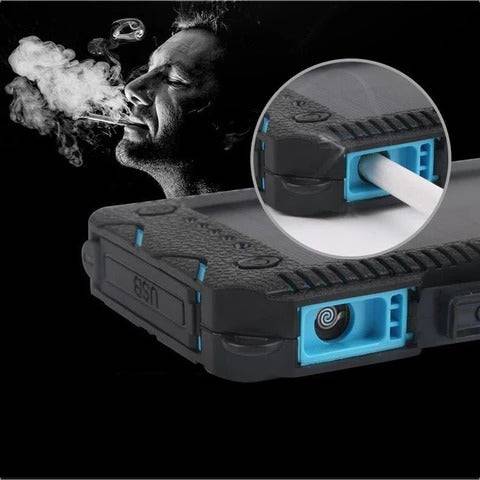 Batterie Externe Solaire Rugged — Torche LED, Briquet, Étanche & Anti-Choc
